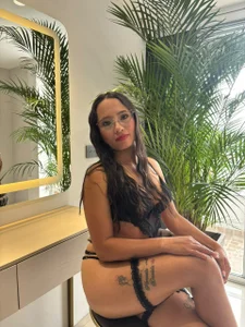 zoe_parker22 Public Pic 4