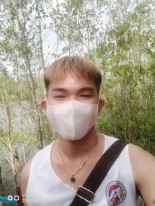 joncum4uyes its mee图片