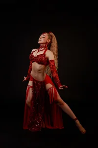 anastasiavega_ Dance arabic ✨ Foto