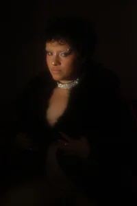 Alaska_deluxe fur coat Pic 9