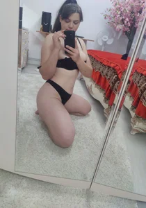 leeya_lee 👉💕👈 Pic 2