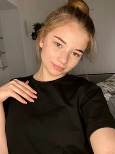 RosamariaBreeding Black Tee, Pretty Thoughts 🖤 Immagine  5