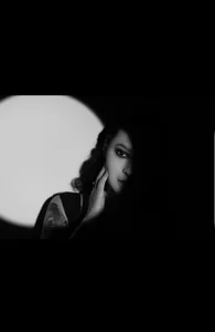 AnnyThompson_ Wovor verstecken wir uns alle? Pic 5