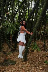 LucianaMadura1 A Fairy in the Forest🌺 Fotka 7
