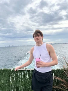 _Srifi_ Public slika