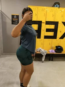 MeganRoouse4 Public Fotka 5