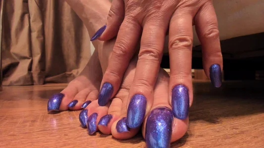 MadameCrowford Cosmic toes ✨ Fotka 4