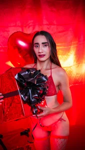 crystal_sm Valentine's Day in Colombia come and let's enjoy together...❤️‍🔥🍒💝💖😍 Foto 4