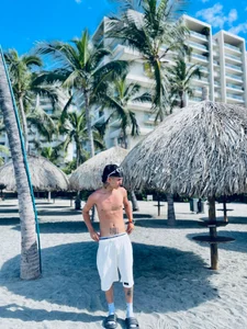 Ethan_Jamees Public Billede 5