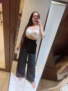 LINDA_HD Public  4 снимка