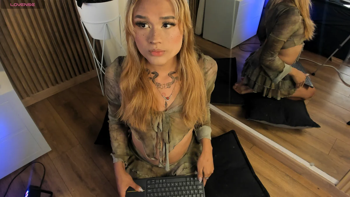 Lilit_doll 님의 트렌드 중인 사진  8334개