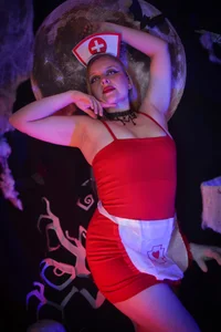 EmilySumer No one survives this nurse without falling in love. 🕷️ Pic 3