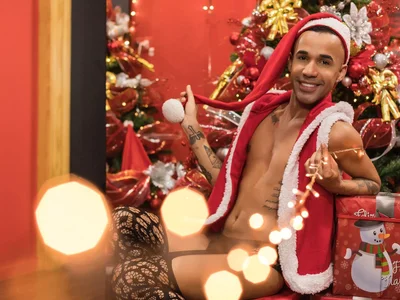 Anghel_Stone Christmas 🌲 صورة واحدة|Anghel_Stone Christmas 🌲 صورتان|Anghel_Stone Christmas 🌲  صور|Anghel_Stone Christmas 🌲  صورة