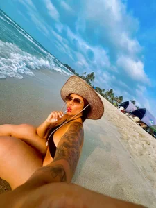 dollbrown Wonderful vacations🌴🍹 Foto 3