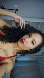 Sally_Diazz: Red is the warmest color. ( фото)