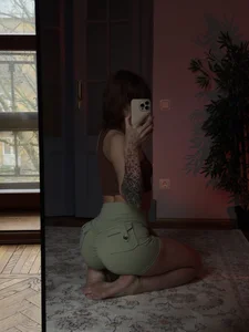 Oopsfoxy: 2025 ( фото)