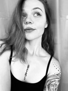 cranberry_hot love Pic 5