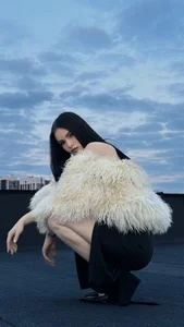 ChanelJem in a fur coat Foto