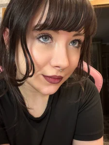 misswishh_のGet lost in my eyesの 3枚の写真