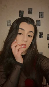 MelanieMooor kullanıcısının By Invitation Only albümü -  2 fotoğraf