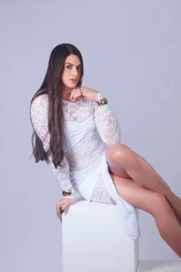 Naughtysofiaa Beauty in white 圖片 5