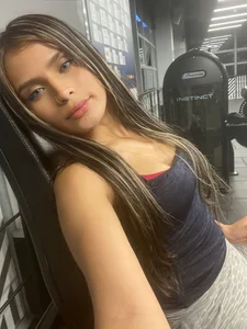 Tiffanysurez_ Am I getting harder, richer or what do you think? Immagine 