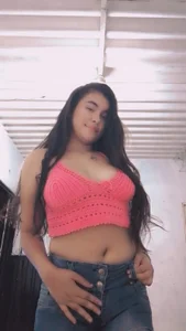 Chaarlotte_Foxx Public Foto 2