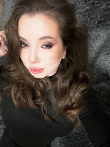 SugarMuse What do u think about this girl?🥰 Immagine 