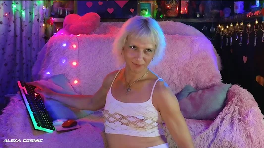 Alexa_Cosmic 8/01/2024 Screenshots from stream Pic 4