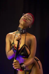 ScarleetSmith At your Mercy  4. fénykép