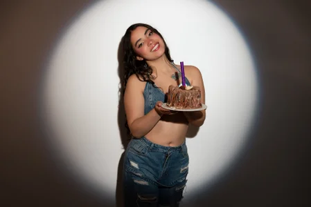 NickandAbby_ Happy birthday to me!🎉🎁😍 Foto 2
