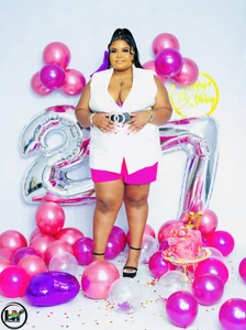 MissLola27 Birthday pictures Hình 4