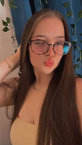 Let Me Introduce Myself od itsmilavoss  5 snímek