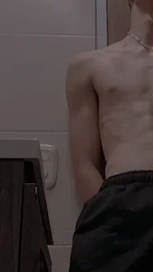 hottie_couplee before sex in the bathroom зображення