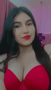 LexiiBloom: Public ( 2 фото)