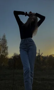 Courtney_Luv Public Pic 8