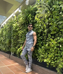 JoseRumbero26 Some photos to see how I see myself Pic 2