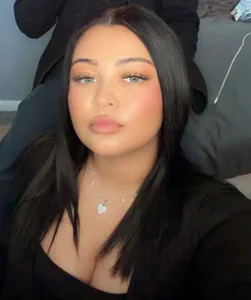 Laurenrose_x Public Pic 4