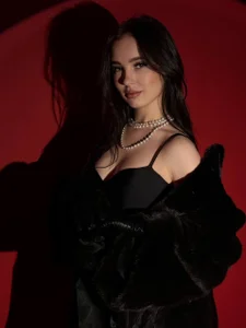 ArianaLim Public صورة واحدة|ArianaLim Public صورتان|ArianaLim Public  صور|ArianaLim Public  صورة