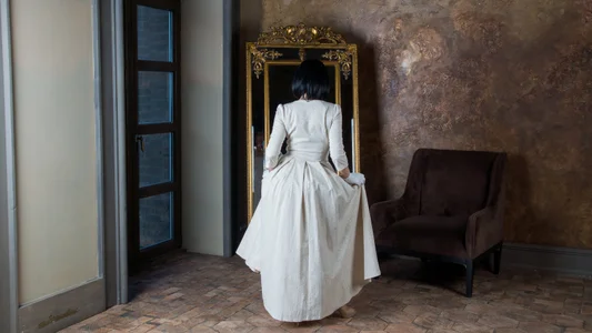 Danacougar White and black Mistress Pic 3