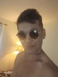 donthomas42 Public Poză 6