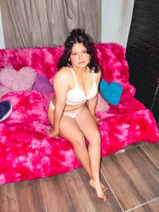 Sary_LittleSmiles Public 사진 3