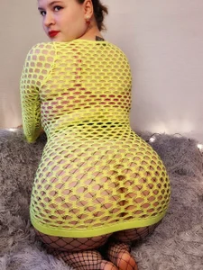 TinniAngelのIn Fishing Net Pantyhose and a shirt with holesの枚の写真