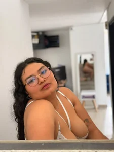 Alessanddra_Pontt_sexy图片 3