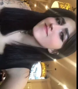 Kind_doll Public Pic 3