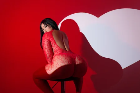 elizaferrer_: Happy Valentine's Day ❤️‍🔥 ( 3 фото)