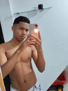 Elio_kai1hey guys Bild