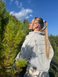 Moli_Mala Public Pic 2