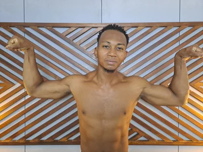 JamalMyst my muscles shis very hot Pic