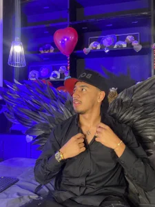 Brand_Collins happy valentine's day💘 Foto 3